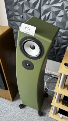 2 Lautsprecherboxen